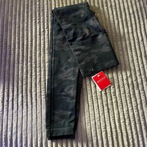 SPANX Women’s Dark Camouflage Leggings